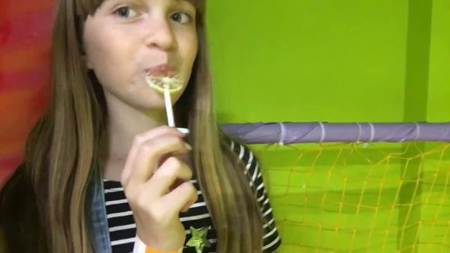 VLOG:ДЕТСКАЯ ПЛАНЕТАВСТРЕТИЛИ ПОДПИСЧИКА MashaEva