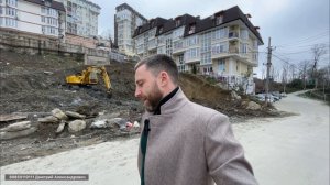 Кто покупает котлован в Сочи !!! Построят или нет ???