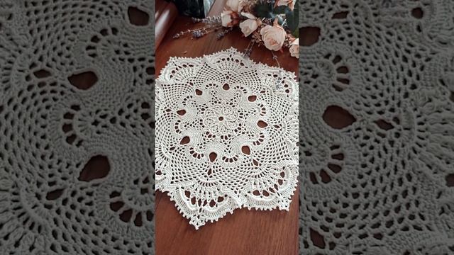 Очаровательная салфетка от Патриции Кристофферсен.♥️💫Мастер класс на канале @odristudio .