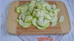 Острая закуска из кабачков