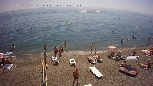 Вебкамера "Пляж Дубны". Запись 12.07.2017 11:00:04 смотреть онлайн