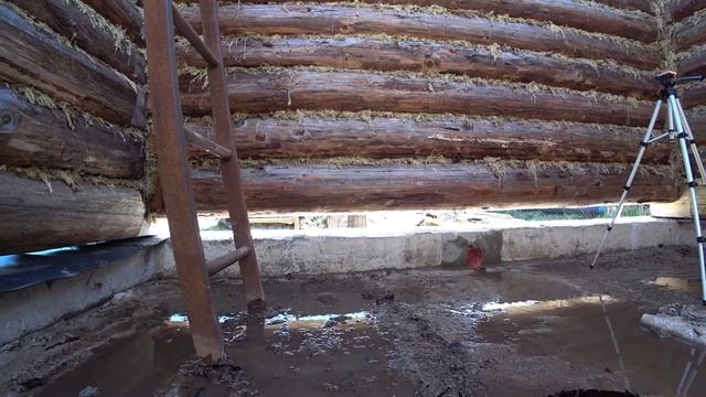 Усадка сруба бани, пошла не по плану. Что делать с кривыми бревнами? смотреть онлайн