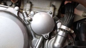 How to Change the Oil on a Suzuki DRZ400 | Suzuki DR-Z400 Oil Change | Partzilla.com