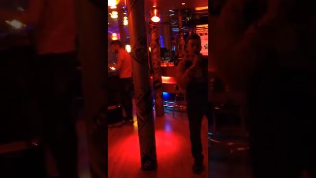 SerDжиNio-Бей по губам (Open Mic V-кафе) смотреть онлайн