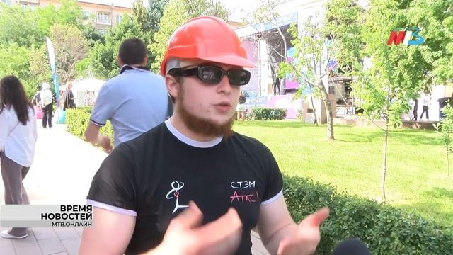 Российский актер Иван Кокорин провел мастер-класс для волгоградцев