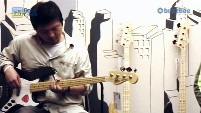 Fender USA American Special Jazz Bass смотреть онлайн