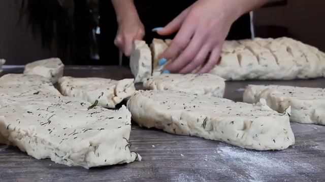 НЕРЕАЛЬНО ОГРОМНЫЕ ПЕЧЕНЬКИ "TUC"/КРЕКЕР "TUC" смотреть онлайн