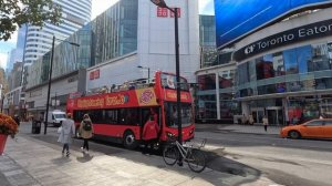 Toronto Downtown Walk 4K - Bay Street and Yonge Dundas Square life Canada travel vlog