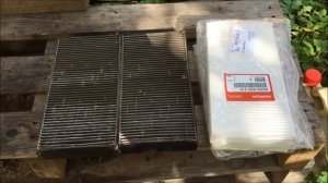 Honda Element замена салонных фильтров.