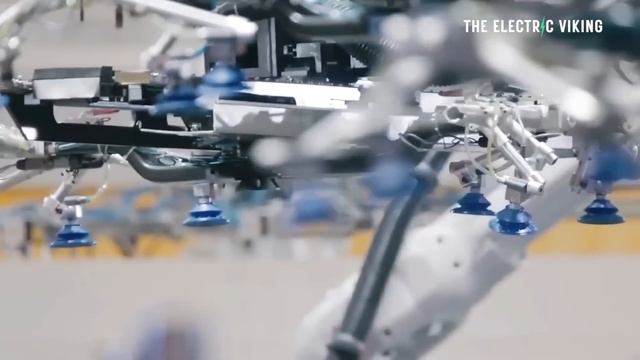 The TRUE story behind the real ELECTRIC car graveyards in China смотреть онлайн