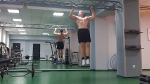 Лёгкий комплекс со своим весом, подтягивания и отжимания от пола #1vs1