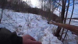 ЩУКА НА ЧЁРТИКА И ДОНКУ.ОПАСНЫЙ ПОСЛЕДНИЙ ЛЁД НА РЕКЕ.Рыбалка на Угре 2022.Зимняя рыбалка.