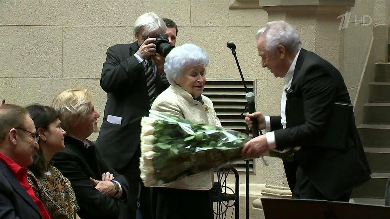 В честь 95-летия Ирины Антоновой в стенах Музея из...льных искусств имени Пушкина проходят торжества