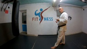 Твимьё Йоп Чаги-удар ногой в сторону в полёте. Техника выполнения.  Онлайн тренировка Taekwondo WT