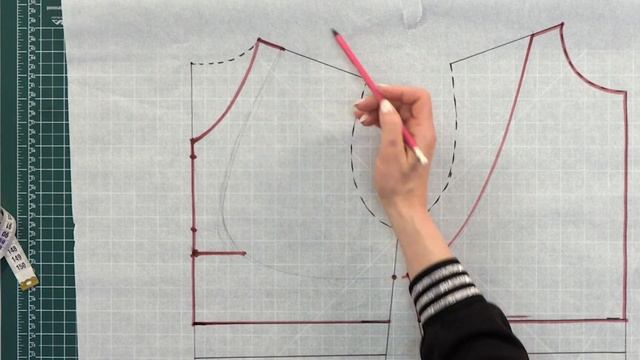 Шьем удобный спортивный топ. Часть 3. Моделирование и заготовка лекал. Марафон по пошиву в инстагра смотреть онлайн