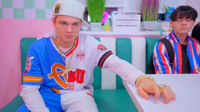 La Petite Sœur Brille ! | Bande-annonce de la nouvelle série ! смотреть онлайн