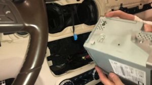 Снимаем магнитолу на GLK 220