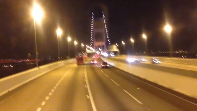 На пути из международного аэропорта Гонконга смотреть онлайн