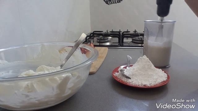 Творожно -Йогуртовый крем !Очень нежный и вкусный !
