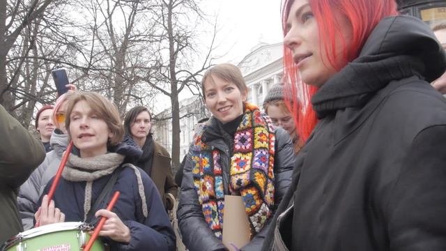 С днем эмансипации! Акция 8 марта в Санкт-Петербурге