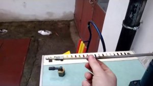 Опрессовщик из домкрата