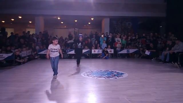 Международный брейк-данс чемпионат «Битва стилей 2018 »3 смотреть онлайн