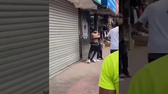 The Most Weirdest, Craziest, And Slowest Fight of 2021 смотреть онлайн