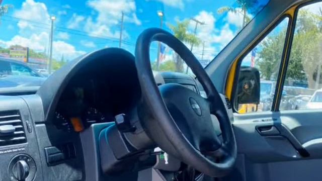 2014 MERCEDES-BENZ / FREIGHTLINER SPRINTER CARGO VANS 2500 170" EXT (miami, Florida) смотреть онлайн