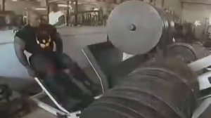 Ронни Колеман Ronnie Coleman жим ногами 1,044 Тонн