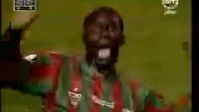 ЖУТКИЙ ПЕРЕЛОМ НОГИ Футболист СЛОМАЛ НОГУ прямо во время матча!!! Травмы на Футболе!!! смотреть онлайн