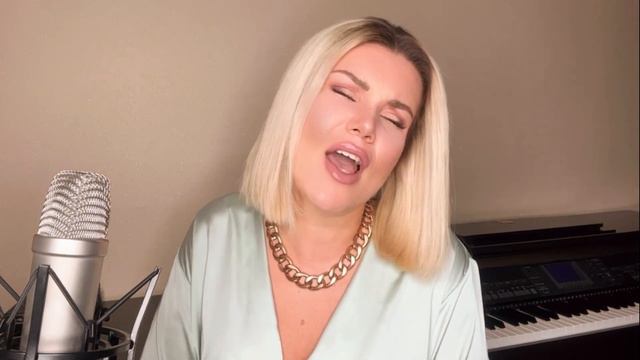 Птичка - HammAli & Navai (Cover By: Инна Литвин) смотреть онлайн