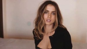 Ana de Armas- GIAW
