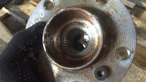 Ступица задняя в сборе BMW 5- 6- 7- 33406850159