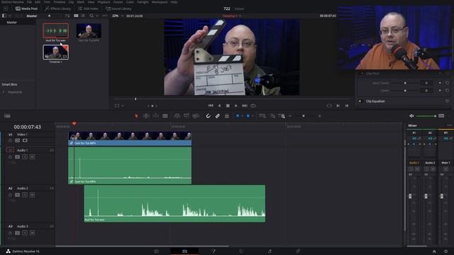 How To Manually Sync Your Audio & Video Clips - DaVinci Resolve 16 Tutorial смотреть онлайн
