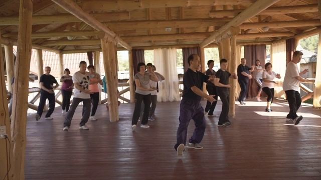 Цигун. Отдых в Горном Алтае, в усадьбе "Лузарина". смотреть онлайн