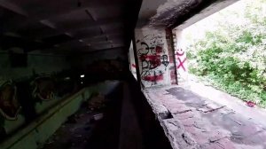 Поход в заброшенный детский сад!