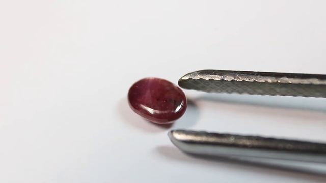 Рубин 1,15 карат звездчатый натуральный / природный облагороженный (Мадагаскар) смотреть онлайн