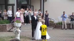 Дети поздравили своего тренера по футболу со свадьбой #ДСК-ГОМЕЛЬ#ФУТБОЛ#ПОЗДРАВЛЕНИЕ