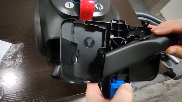 Видео обзор пылесоса Philips Power Pro Expert FC 9728 Cyclone 8 смотреть онлайн