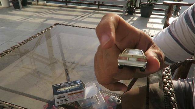 Tomica Premium Nissan Leopard смотреть онлайн
