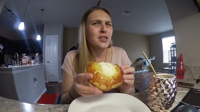 Mukbang Ватрушка и Коффе || Как избавится от агрессии во время вождения?? смотреть онлайн