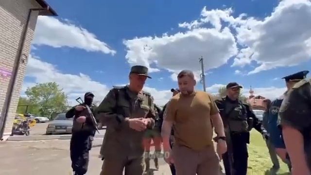 Лиман   Лиман Лиманскии раион коллаборанты встречают Пушилина