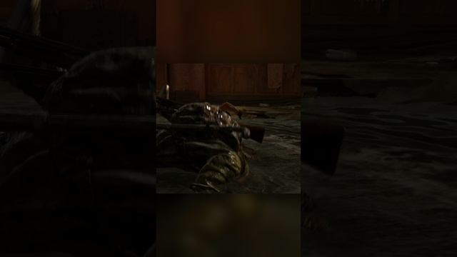 Спасла жизнь а он еще и возмущается в The Last of Us смотреть онлайн