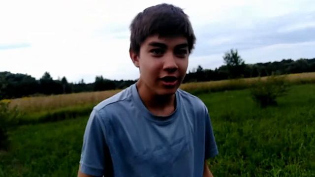 Иноплонетяне приследуют нас, мы видели летающую тарелку смотреть онлайн