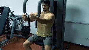 СВЕДЕНИЕ РУК В ПЕК ДЕКЕ ПО АПОКРИФУ ДЛЯ ГРУДНЫХ МЫШЦ