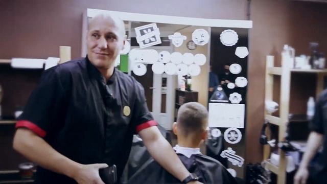 Стрижка за 30 секунд. Тайминг стрижки в МУЖИКИ. ПРО. Смотреть до конца)))