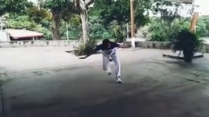 Joga Bonito (Top 25) - Concurso Solo de Capoeira Online para Mulheres.