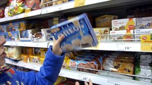 ? ЧТО КУПИТ ШКОЛЬНИК НА 500 руб в МАЛЕНЬКОМ ГОРОДЕ /Что можно купить на 500 руб?Закупка ВКУСНЯШЕК