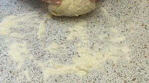 Универсальное дрожжевое тесто. Живое и очень вкусное в выпечке. Без молока и яиц