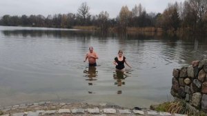 13 ноября, вода +6, воздух +6, закаливание, моржевание. купаемся на озере Шенфлис в Калининграде